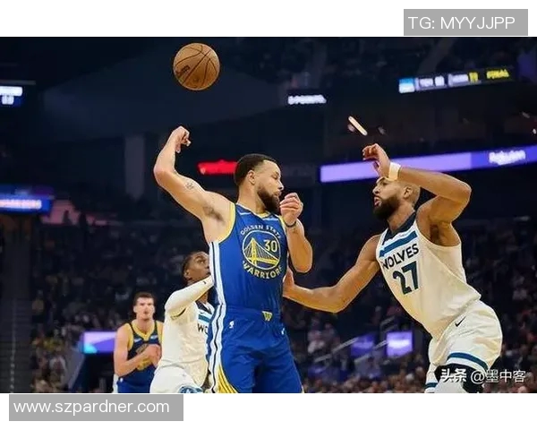 三杀勇士！库里狂砍48分创纪录，三分19投12中却遗憾首败