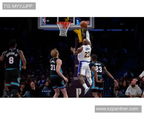 詹姆斯贡献31分9篮板，东契奇砍下34分，湖人主场力克灰熊